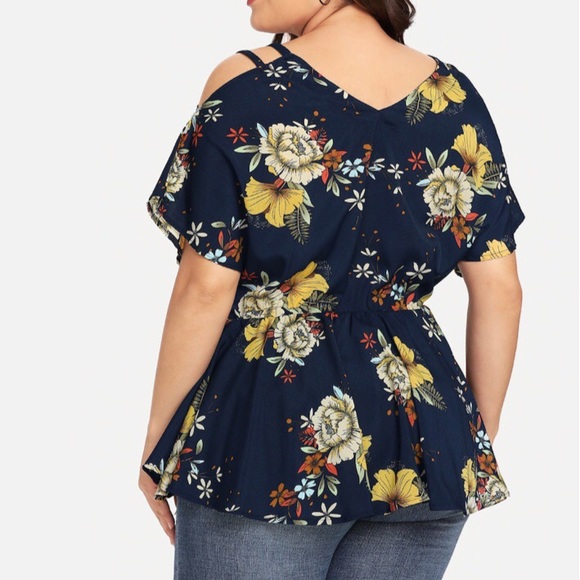 ➕Floral Cold Shoulder Peplum Top - Picture 3 of 6